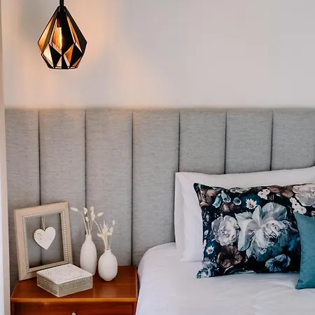 Coliving The Valley Portugal Countryside Retreat For Digital Nomads And Remote Workers Landsted Vale de Cambra