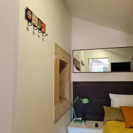 Casa rural Coliving The Valley Portugal Countryside Retreat For Digital Nomads And Hiking Lovers - Private Bedrooms With Shared Bathrooms, Shared Kitchen, And Coworking Space