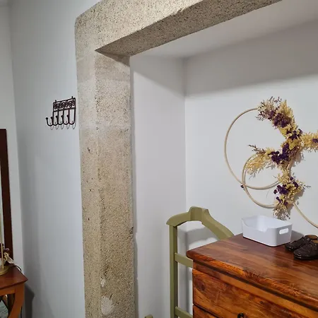 Casa rural Coliving The Valley Portugal Countryside Retreat For Digital Nomads And Hiking Lovers - Private Bedrooms With Shared Bathrooms, Shared Kitchen, And Coworking Space