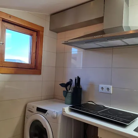Coliving The Valley Portugal Countryside Retreat For Digital Nomads And Hiking Lovers - Private Bedrooms With Shared Bathrooms, Shared Kitchen, And Coworking Space