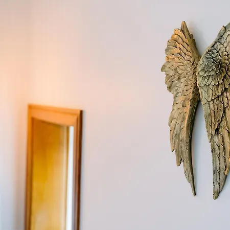 Casa rural Coliving The Valley Portugal Countryside Retreat For Digital Nomads And Hiking Lovers - Private Bedrooms With Shared Bathrooms, Shared Kitchen, And Coworking Space Vale de Cambra