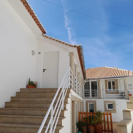 Casa rural Coliving The Valley Portugal Countryside Retreat For Digital Nomads And Hiking Lovers - Private Bedrooms With Shared Bathrooms, Shared Kitchen, And Coworking Space *