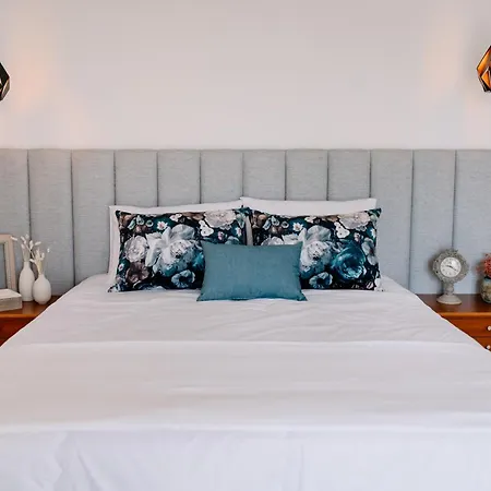 Coliving The Valley Portugal Countryside Retreat For Digital Nomads And Hiking Lovers - Private Bedrooms With Shared Bathrooms, Shared Kitchen, And Coworking Space * Vale de Cambra