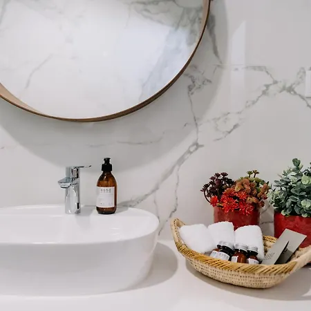 Coliving The Valley Portugal Countryside Retreat For Digital Nomads And Remote Workers Landsted *