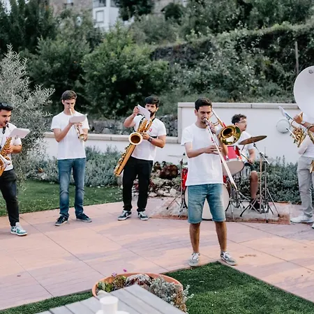 Coliving The Valley Portugal Countryside Retreat For Digital Nomads And Remote Workers Landsted *