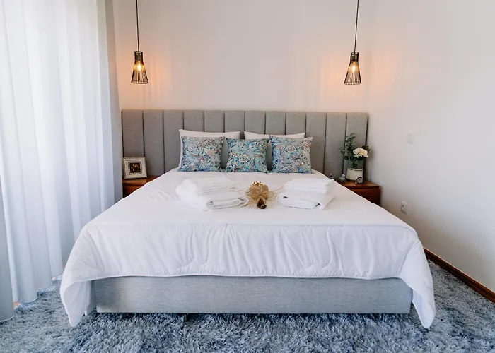 Casa de Campo Coliving The Valley Portugal Countryside Retreat For Digital Nomads And Remote Workers *