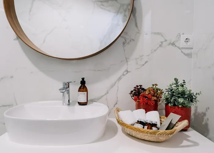 Coliving The Valley Portugal Countryside Retreat For Digital Nomads And Remote Workers Casa de Campo *